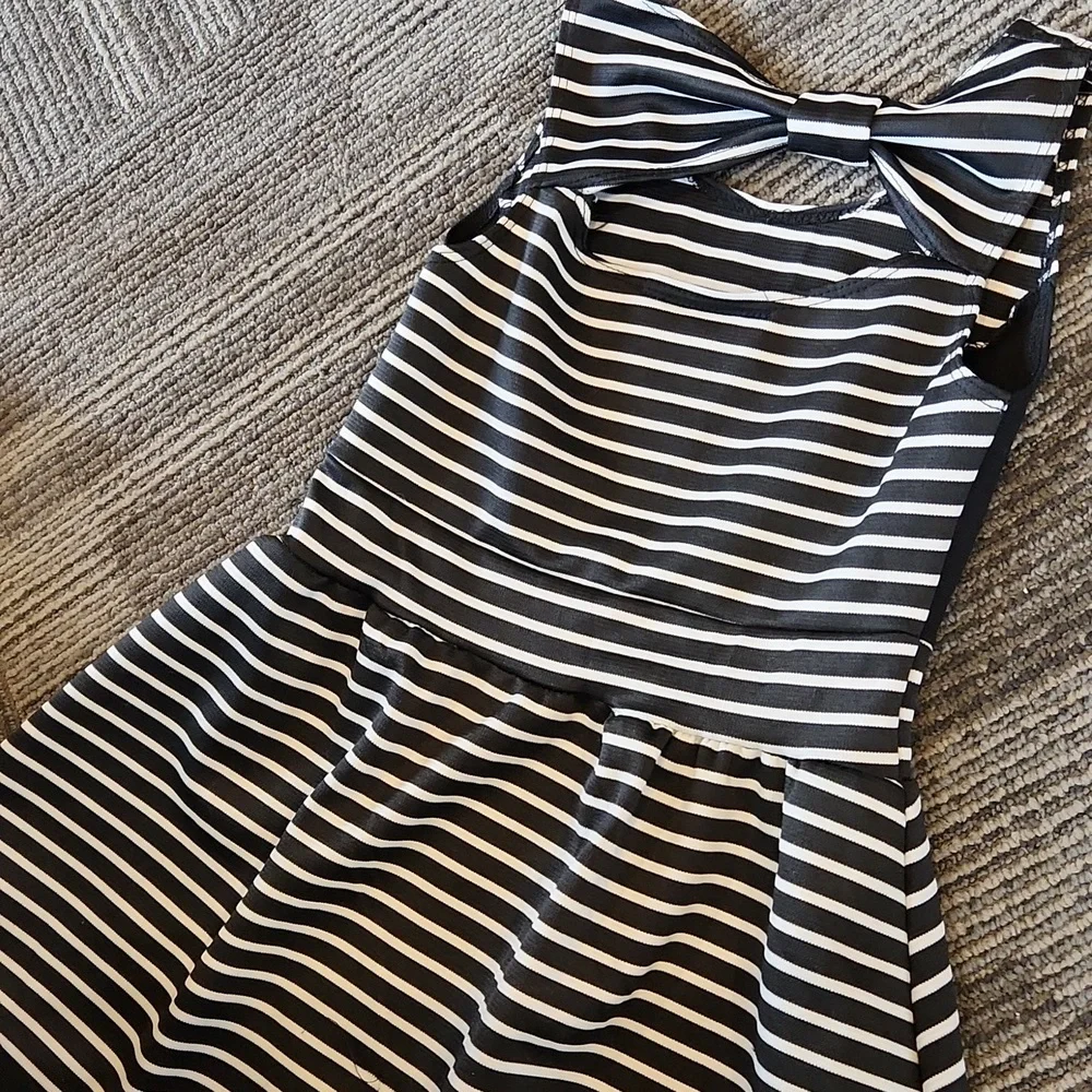 Striped Dress - Picture 4 of 5